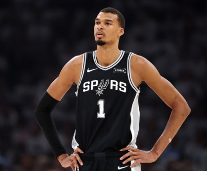 安博体育官方网站-逃过罚款！NBA官方口头警告文班亚马 因天王山后拒绝采访